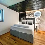 Mid Mountain Tirol Apartment Wiesing