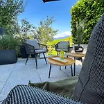 Mid Mountain Tirol דירה